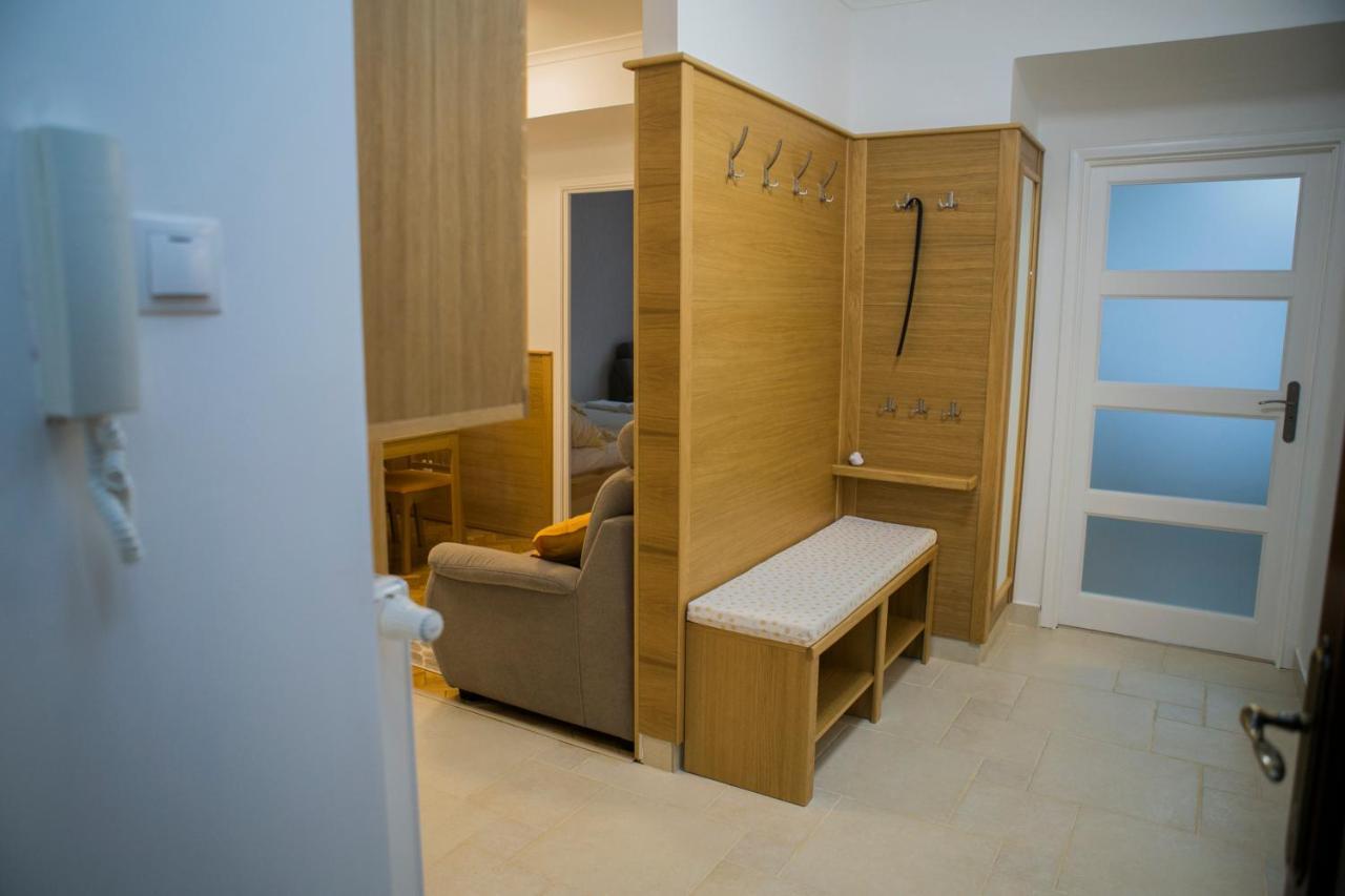 Vicente'S Apartment Eger Ngoại thất bức ảnh